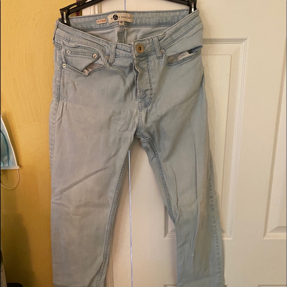 H & J Denim size 32 light faded jeans